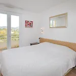 Apartment 2 Bedroom Beautiful In Raphael Saint-Raphael (Var)