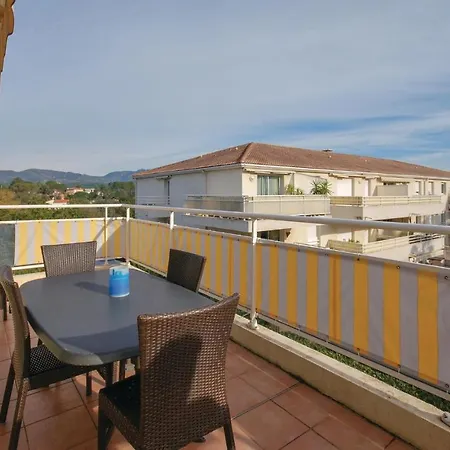 2 Bedroom Beautiful In Raphael