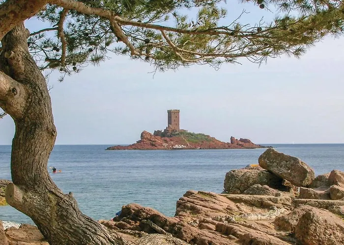 Gorgeous In Raphael * Saint-Raphaël