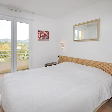 公寓 2 Bedroom Beautiful In Raphael Saint-Raphaël