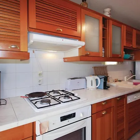 Apartment Gorgeous In Raphael Saint-Raphael (Var)