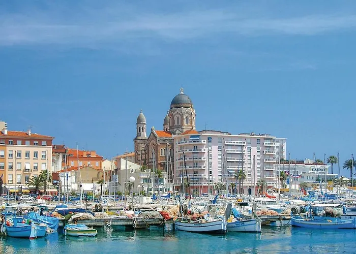 Gorgeous In Raphael * Saint-Raphaël